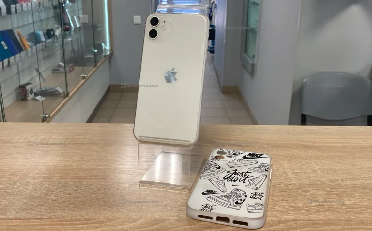Apple IPhone 11 64Gb