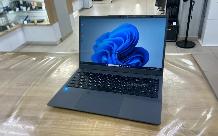 Ноутбук  Veltron 15.6