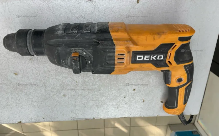 Перфоратор сетевой DEKO DKH950W