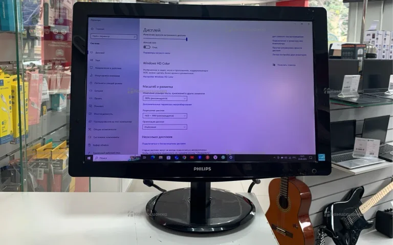 Монитор Philips 190v3l.
