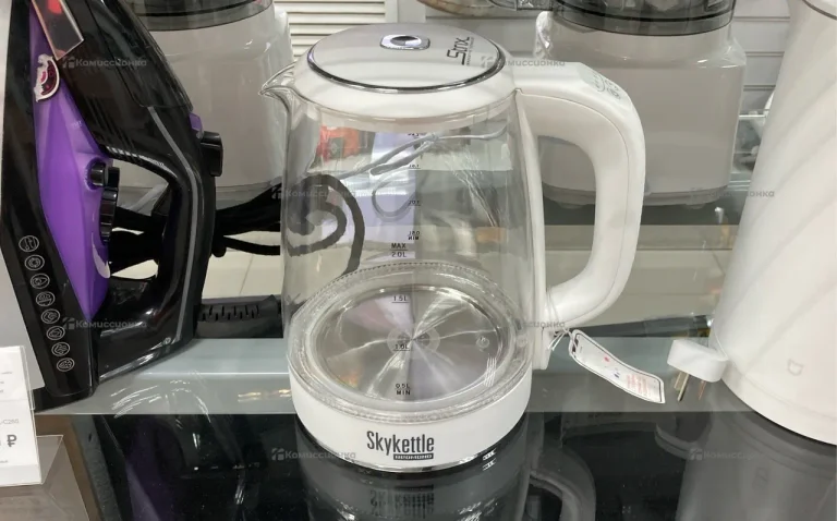 Чайник Redmond RK-G201S