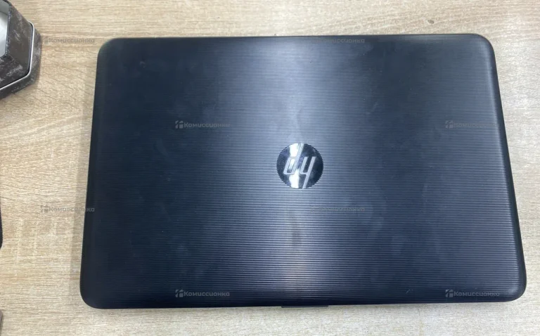 Ноутбук  hp 15 ba043ur