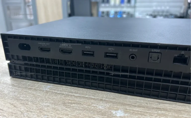 Приставка Xbox one X 1Tb