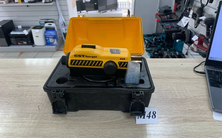 Оптический нивелир CST SAL24ND (F034068400)