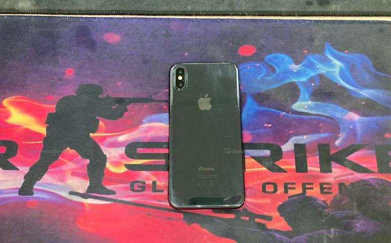Apple iPhone X 3/64 ГБ