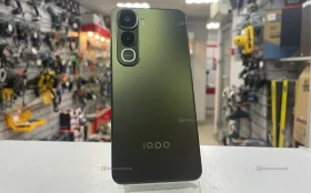 Vivo iQOO Z10 8/256 ГБ