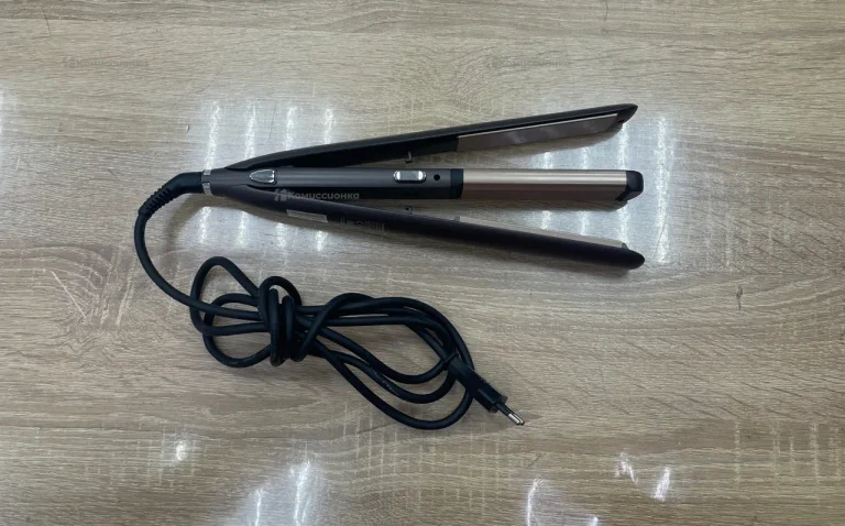 Плойка Redmond