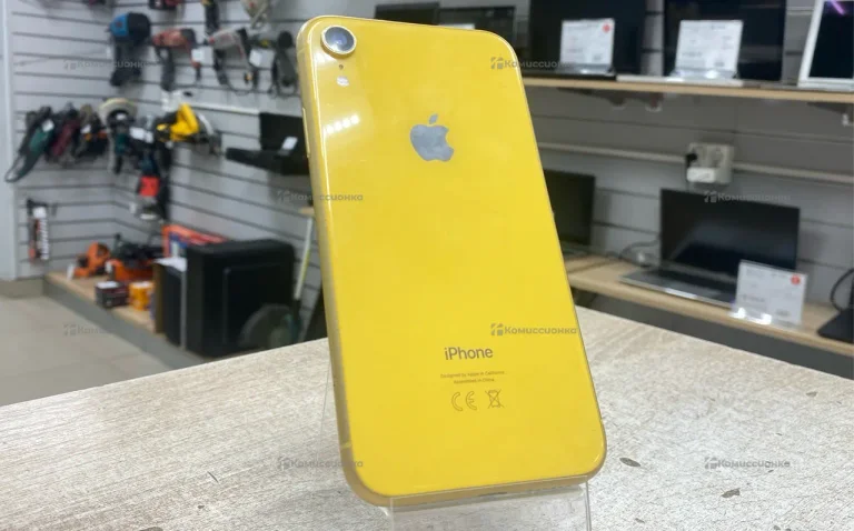 Apple iPhone XR 64GB.