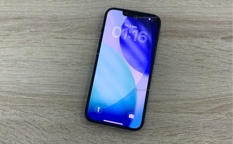 Apple iPhone 13 4/128 ГБ