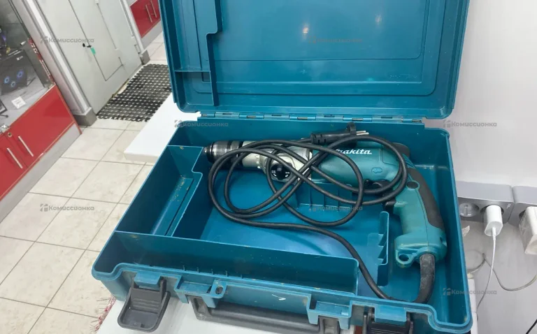 Дрель makita HP2051