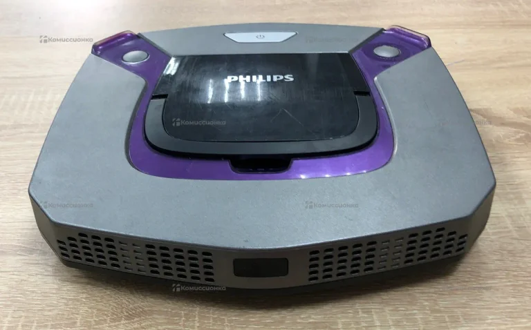 Робот-пылесос Philips FC8796/01