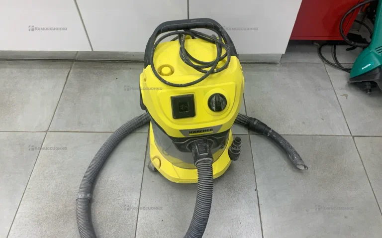 Пылесос  KARCHER WD3 p