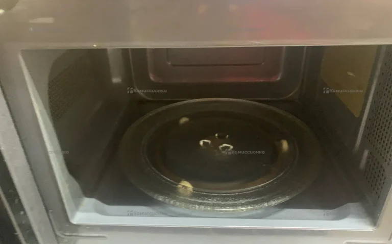 Микроволновая печь  BBK 17MWS-782M