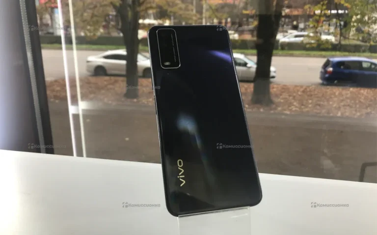 BLU Vivo v2027 4/64 ГБ