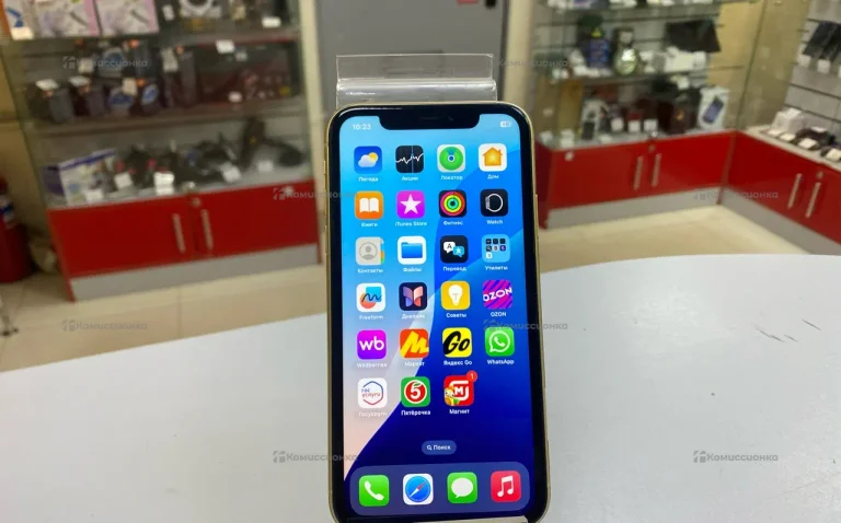Apple iPhone Xr 64 Gb.