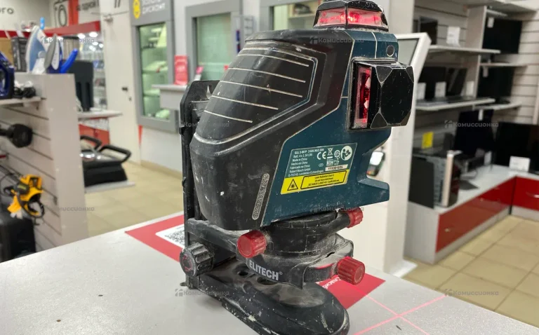 Лазерный уровень Bosch GLL-3-80.