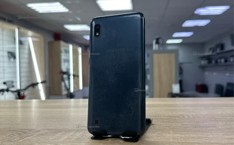 Samsung Galaxy A10 2/32 ГБ