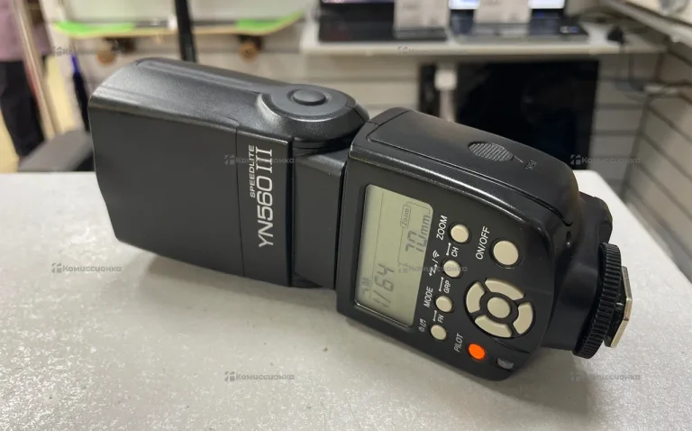 Вспышка Yongnuo YN560 III
