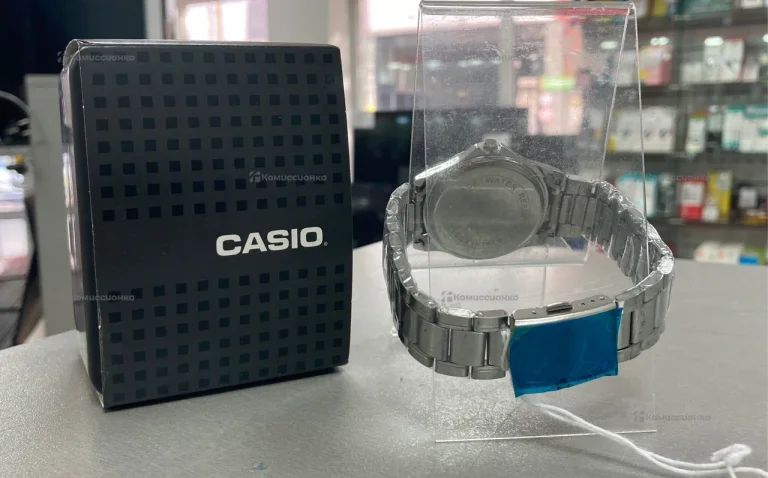 Часы Casio