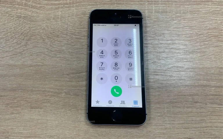 Apple iPhone 5s 1/16 ГБ