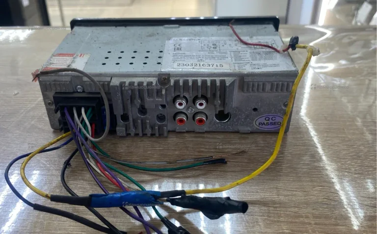 магнитола ACES AVH-2020BBT