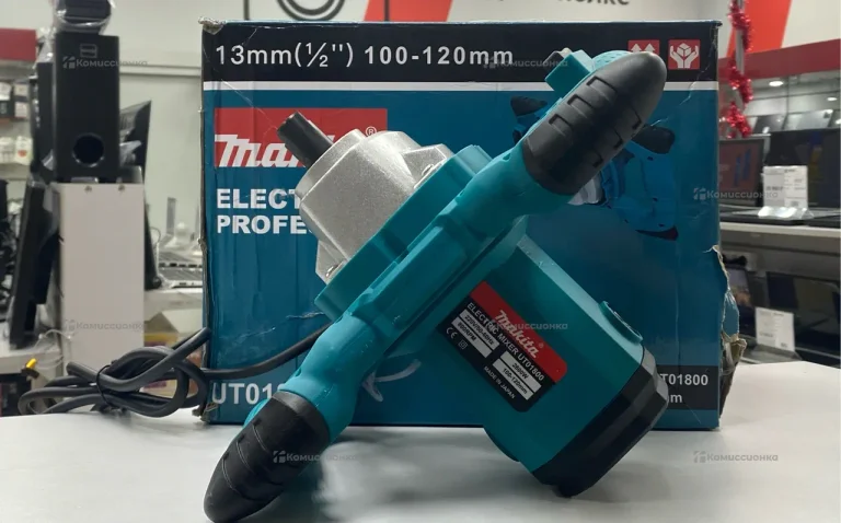 Строительный миксер Makita UTO 1800