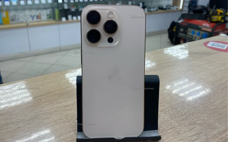 Apple iPhone 16 Pro 8/256 ГБ