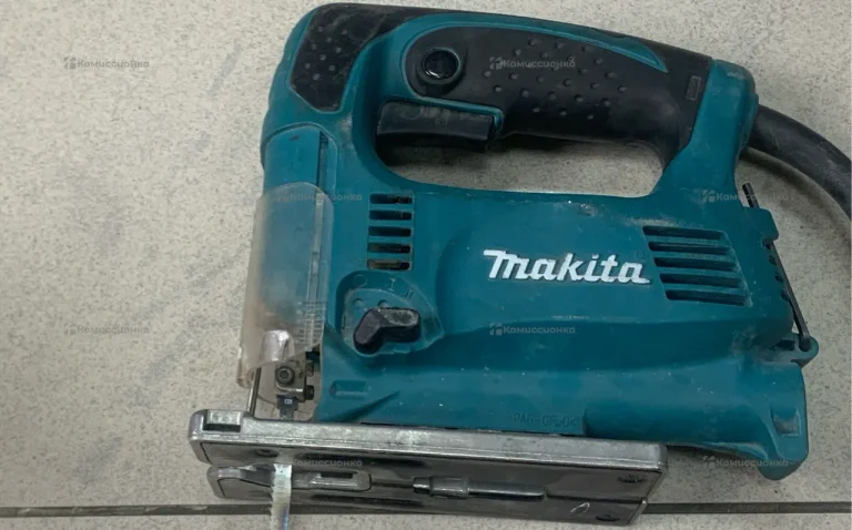 Makita лобзик 4326 / 4329