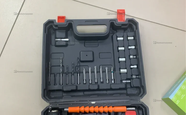 Дрель шуруповерт Makita 24V