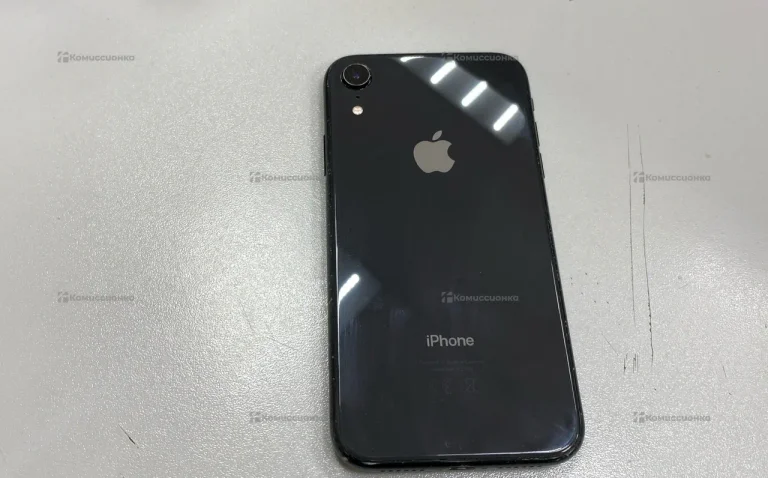 Apple iPhone XR 64ГБ