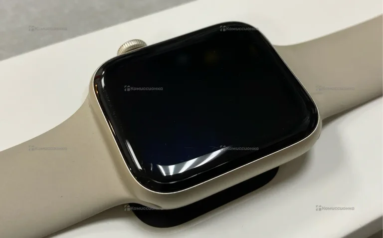 Часы Apple Watch SE 2 44mm