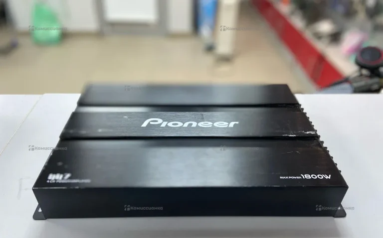 Усилитель  Pioner max pover 1800 w