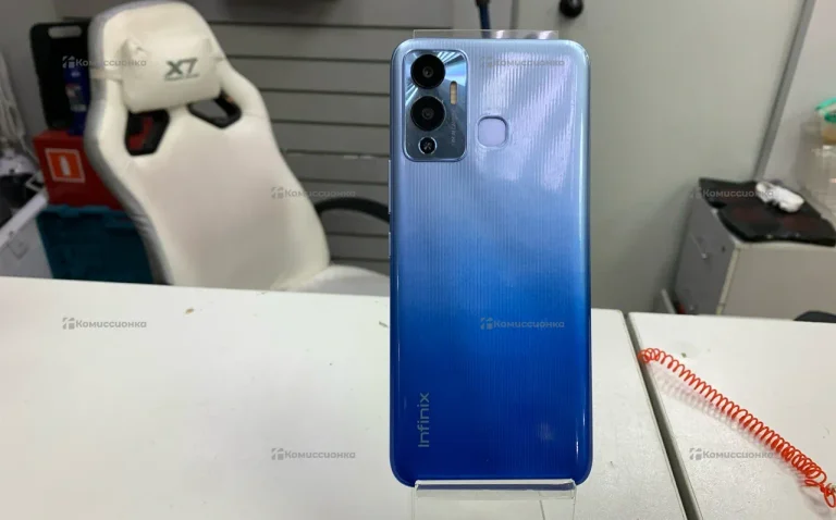 Infinix HOT 12 PLAY NFC 4/64Gb