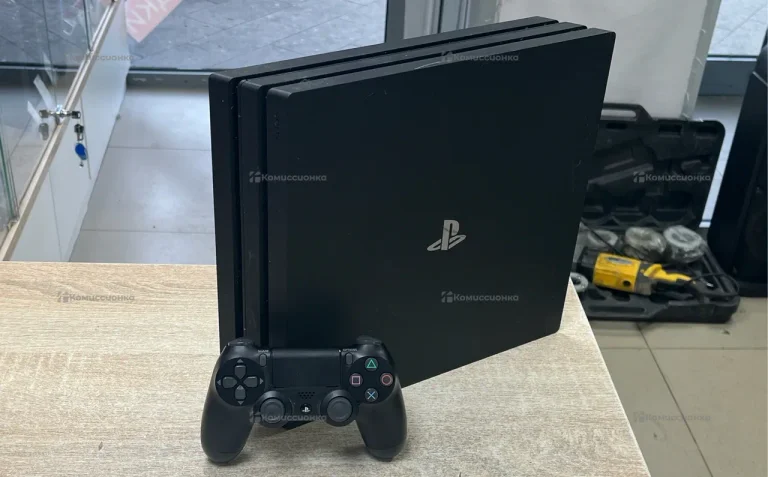 Приставка PS4. pro 1TB
