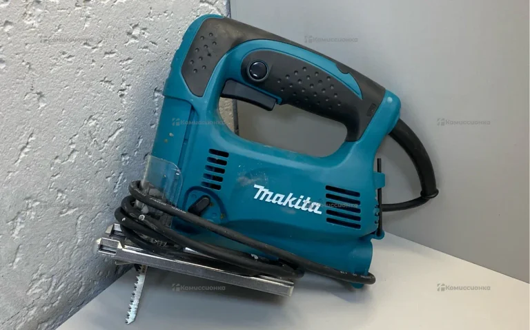 Электролобзик makita 4329