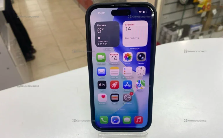 Apple iPhone 15 6/128 ГБ