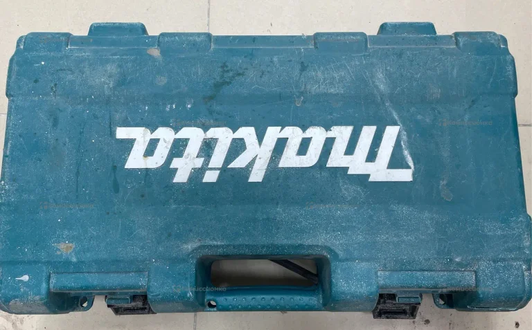 Пила makita JR3050T