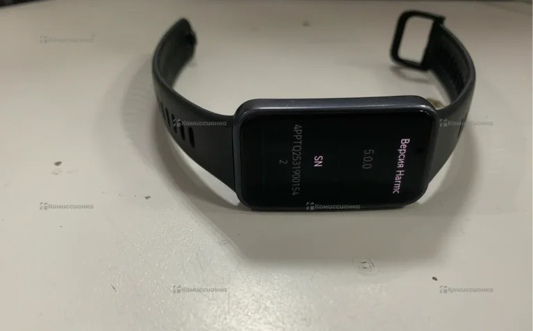 Часы Huawei Band 10