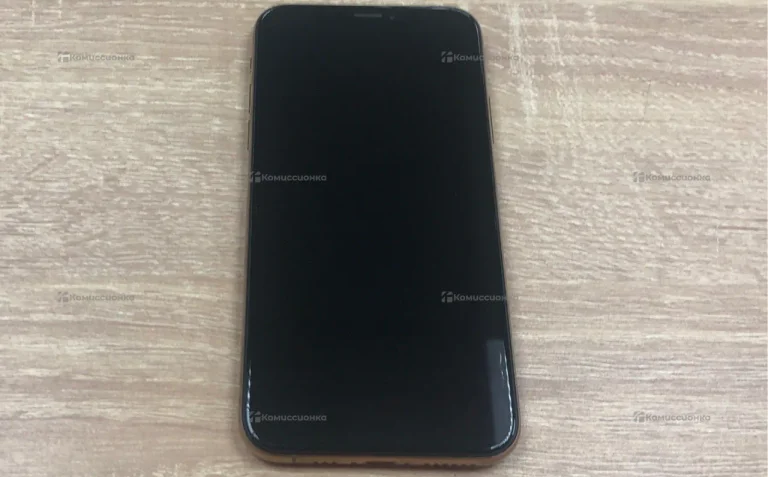 Apple iPhone XS 4/64 ГБ