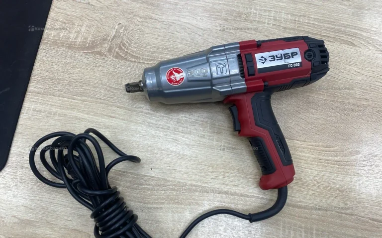 Ударный сетевой гайковерт ЗУБР ГС-300