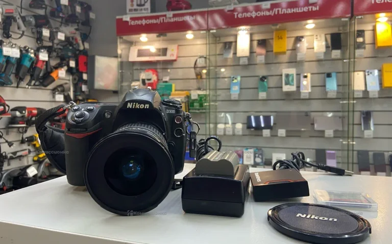 Фотоаппарат  Nikon D300