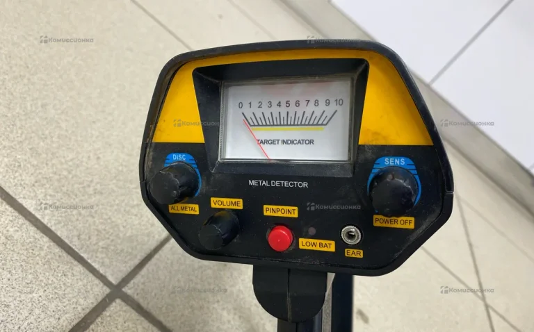 Металлоискатель  (черно желтый)