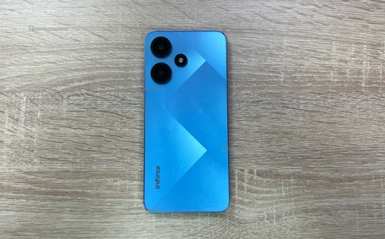 Infinix Hot 30i 4/64 ГБ