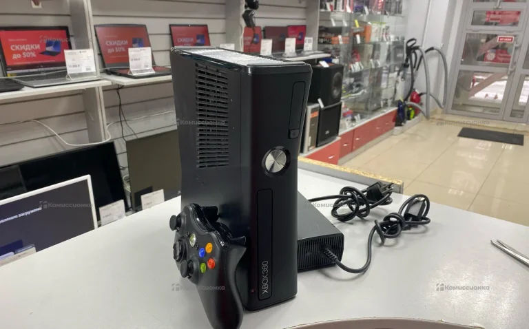 Приставка Xbox 360S 256gb прошитая 50игр