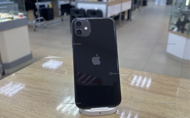 Apple iPhone 11 4/128 ГБ