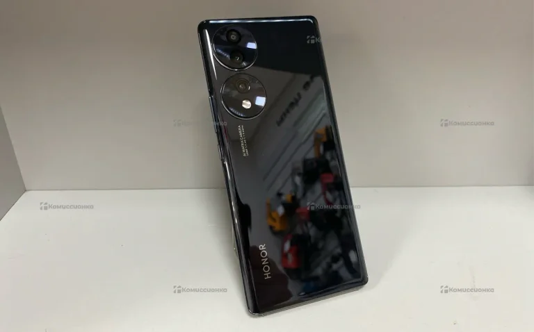 Honor 70 8/256 ГБ