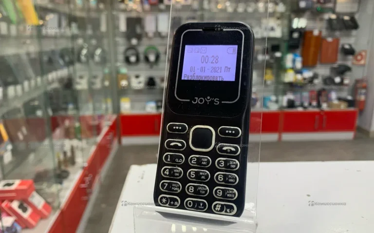 Joy's S19 кнопочный телефон