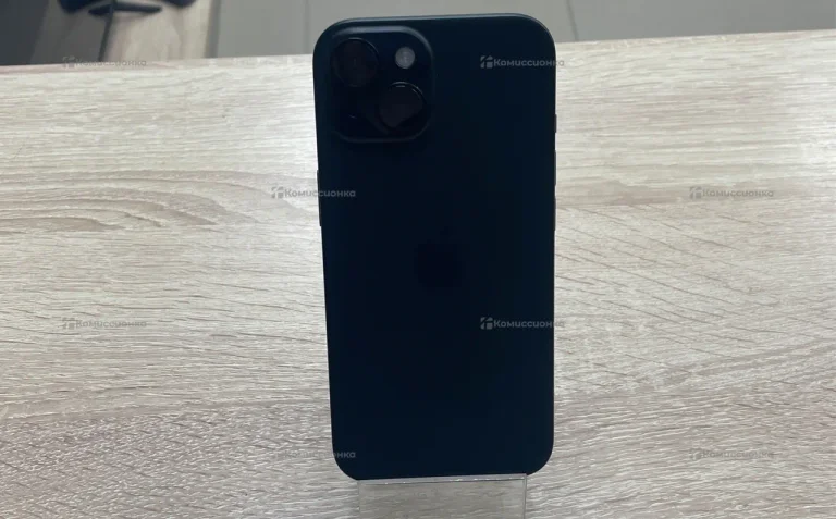 Apple iPhone 15 6/128 ГБ