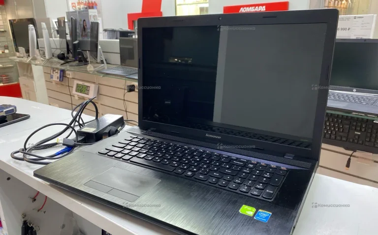 Ноутбук  Lenovo