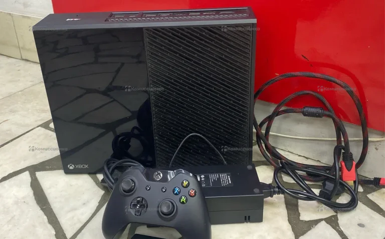 Приставка Xbox One 500Gb